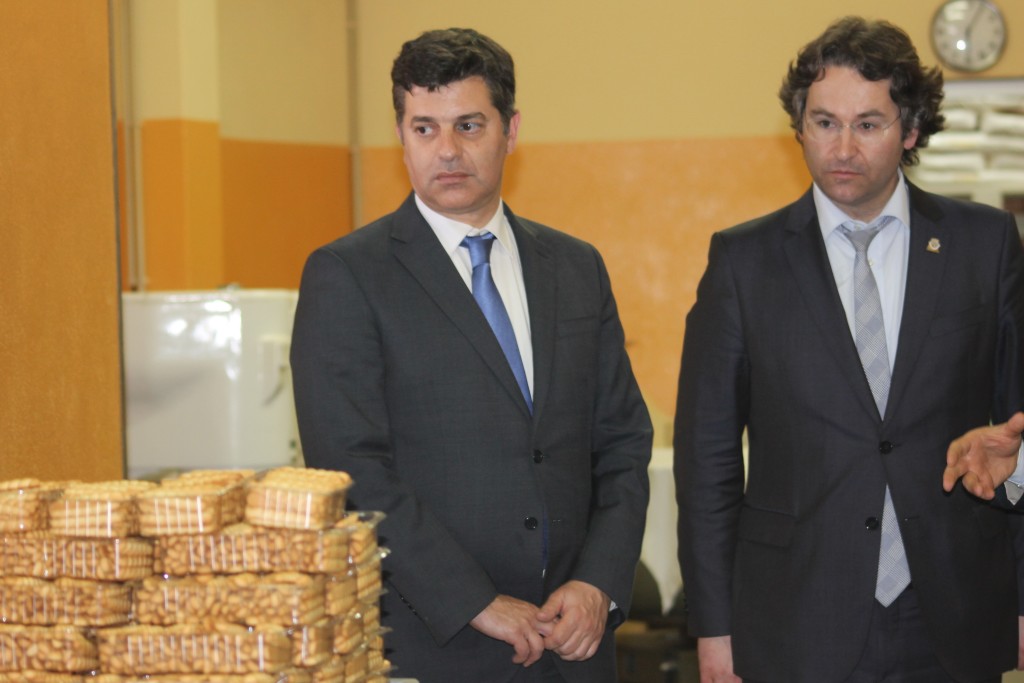 Manuel Caldeira Cabral visitou empresas, acompanhado do presidente da Câmara de Valongo